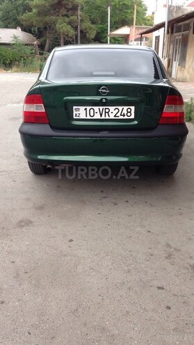 Opel Vectra 1997, 303,000 km - 1.6 l - Bakı