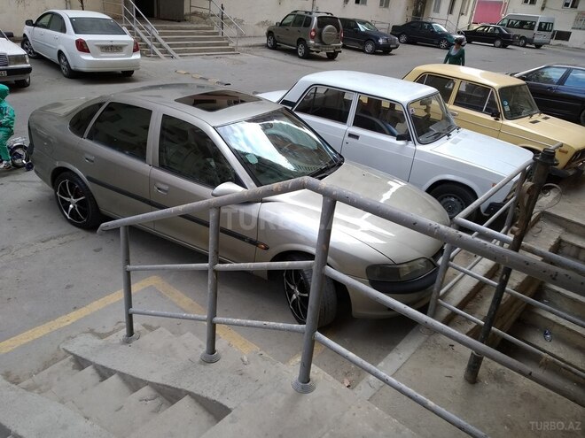 Opel Vectra 1997, 499,586 km - 2.0 l - Xırdalan