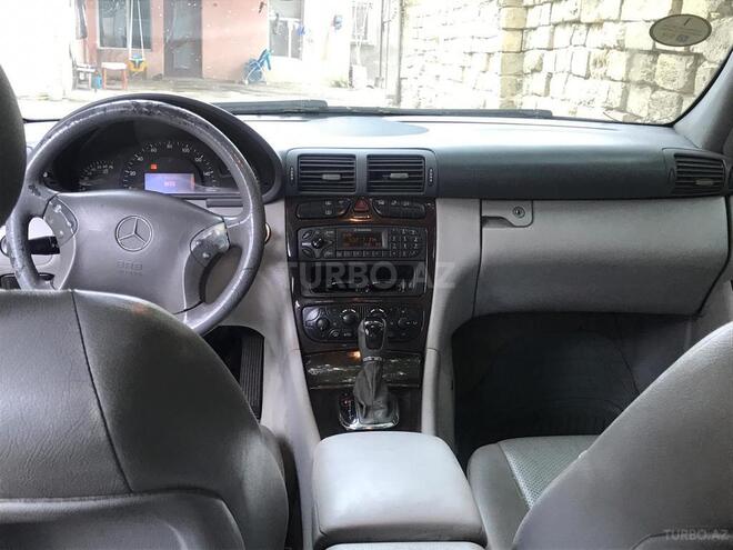 Mercedes C 240 2003, 250,000 km - 2.6 l - Bakı