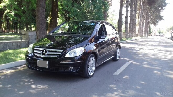 Mercedes B 170 2007, 86,000 km - 1.7 l - Zaqatala