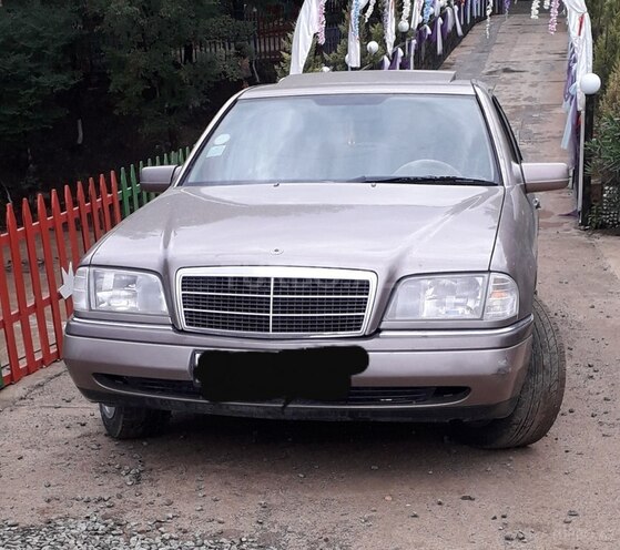 Mercedes C 180 1993, 295,786 km - 1.8 л - Bakı