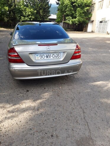 Mercedes E 200 2003, 328,900 km - 2.0 l - Bakı