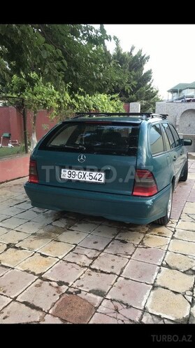 Mercedes C 220 1999, 436,000 km - 2.2 l - Bakı