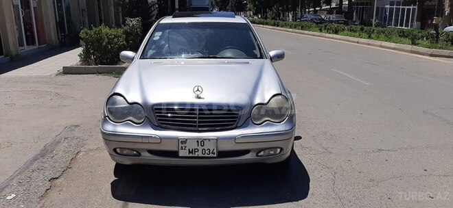 Mercedes C 230 2001, 250,000 km - 2.5 l - Qazax