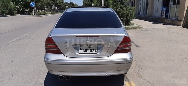 Mercedes C 230 2001, 250,000 km - 2.5 l - Qazax