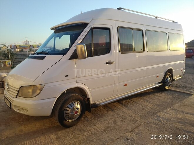 Mercedes Sprinter 313 2000, 999,523 km - 2.7 л - Şirvan