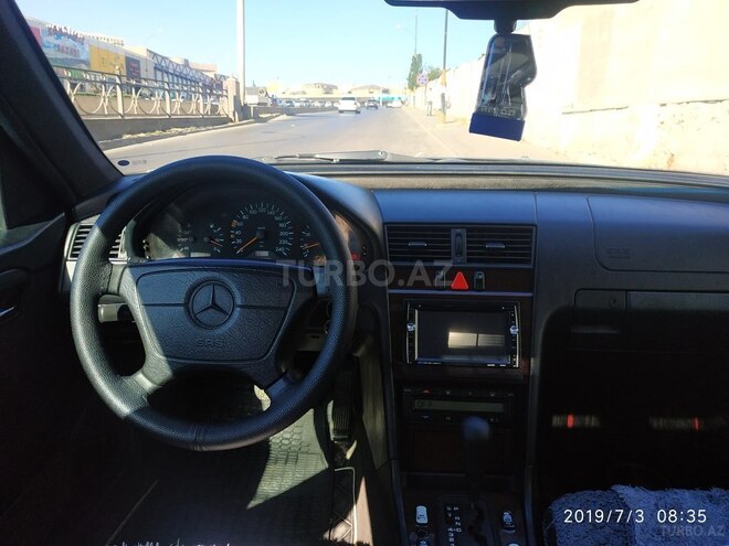 Mercedes C 200 1997, 47,500 km - 2.0 l - Bakı