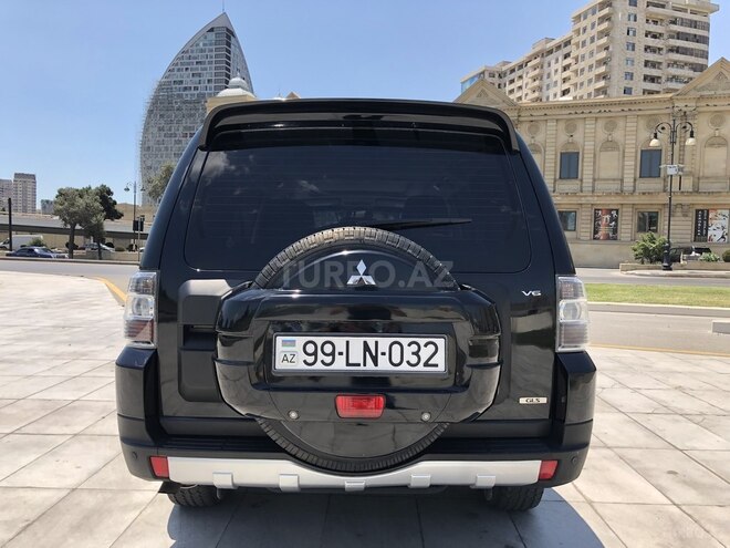 Mitsubishi Pajero 2007, 187,000 km - 3.0 l - Bakı