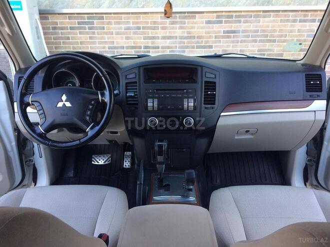 Mitsubishi Pajero 2007, 105,500 km - 3.0 l - Bakı