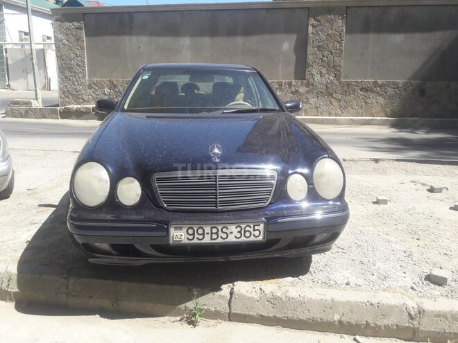 Mercedes E 220 2001, 370,000 km - 2.2 l - Bakı