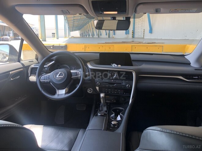 Lexus RX 300 2018, 25,000 km - 2.0 l - Bakı