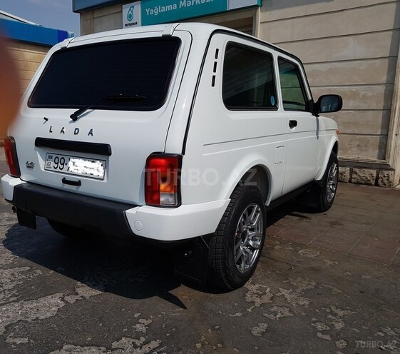 LADA (VAZ) Niva 2017, 9,012 km - 1.7 l - Bakı