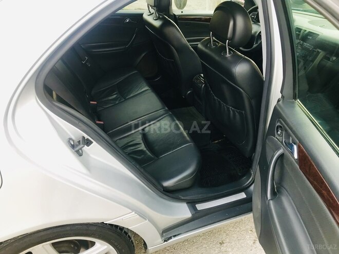 Mercedes C 200 2000, 378,000 km - 2.0 l - Bakı