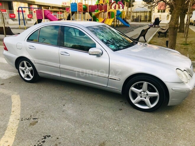 Mercedes C 200 2000, 378,000 km - 2.0 l - Bakı