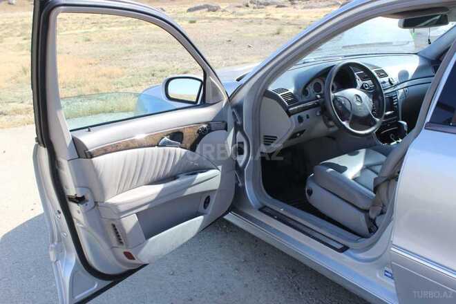 Mercedes E 270 2003, 256,708 km - 2.7 l - Bakı