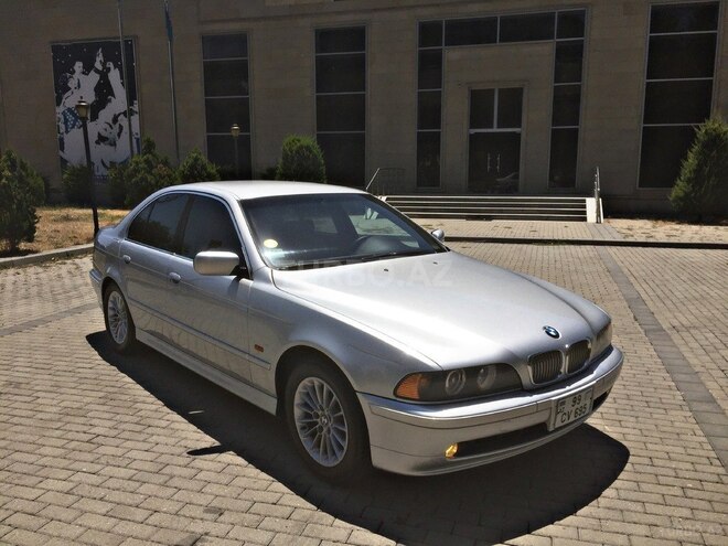 BMW 525 2002, 285,000 km - 2.5 l - Bakı
