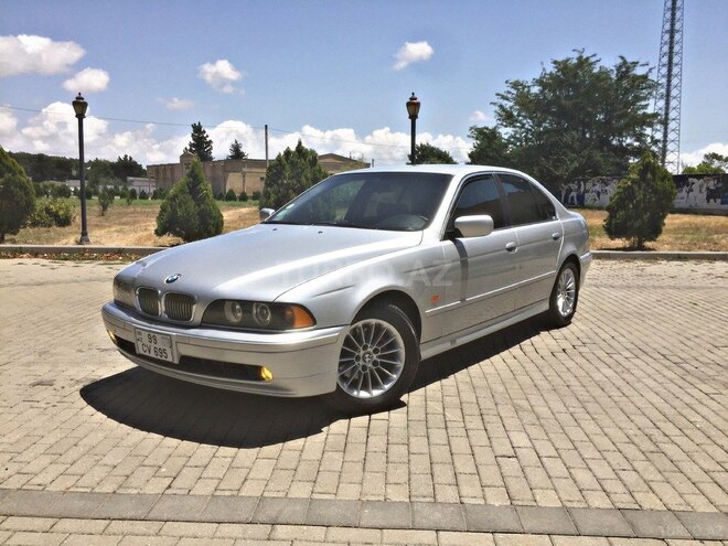 BMW 525 2002, 285,000 km - 2.5 l - Bakı