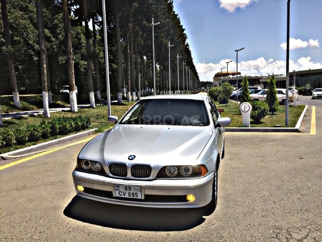 BMW 525 2002, 285,000 km - 2.5 l - Bakı