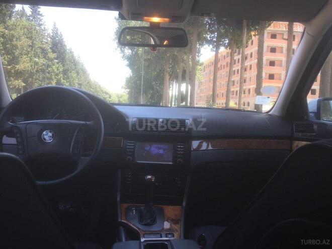 BMW 525 2002, 285,000 km - 2.5 l - Bakı
