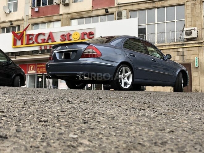 Mercedes E 350 2005, 156,000 km - 3.5 l - Bakı
