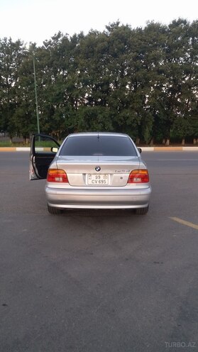 BMW 525 2002, 285,000 km - 2.5 l - Bakı