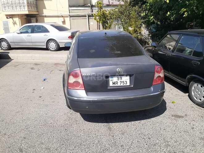 Volkswagen Passat 2001, 300,000 km - 1.8 l - Bakı