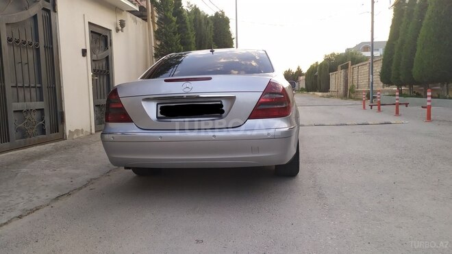 Mercedes E 220 2002, 399,000 km - 2.2 l - Bakı