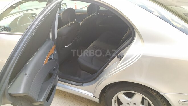 Mercedes E 220 2002, 399,000 km - 2.2 l - Bakı