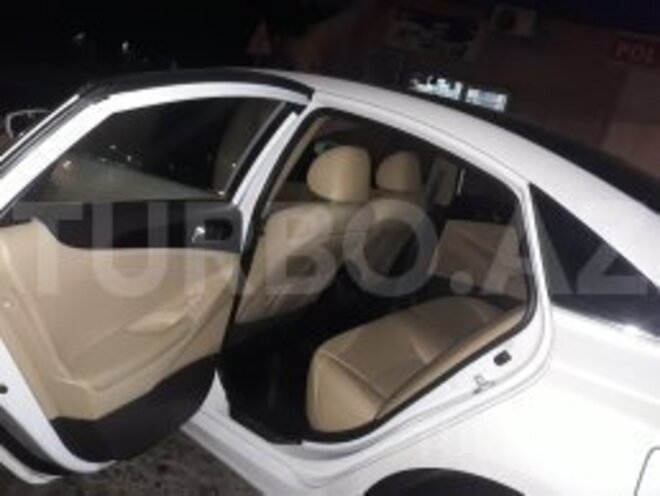 Hyundai Sonata 2011, 121,798 km - 2.4 l - Bakı