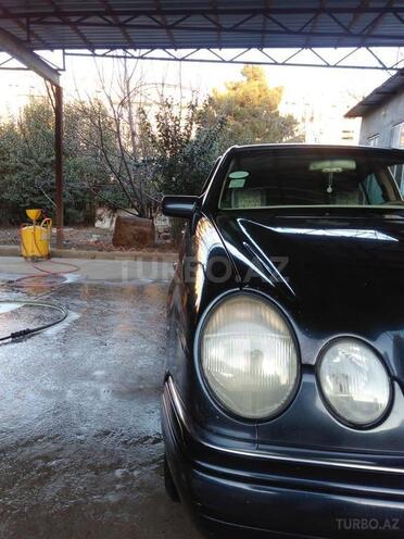 Mercedes E 200 1996, 358,000 km - 2.0 л - Gəncə