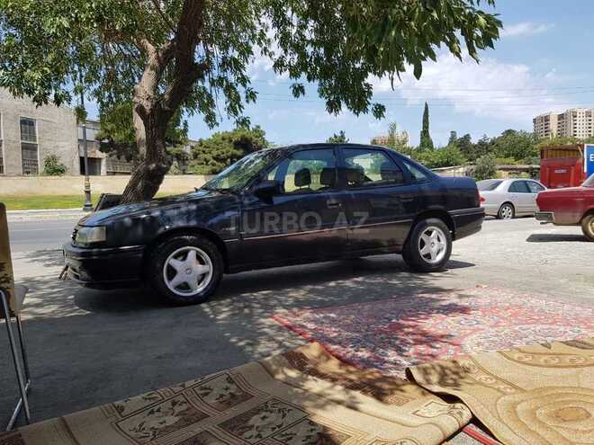 Opel Vectra 1995, 285,000 km - 2.0 l - Bakı