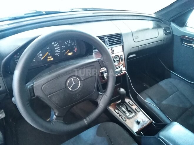 Mercedes C 180 1995, 302,000 km - 1.8 l - Bakı