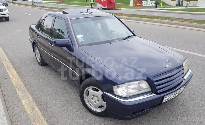 Mercedes C 180 1995, 302,000 km - 1.8 l - Bakı