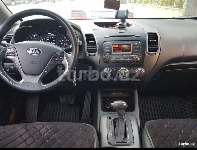 Kia Cerato 2013, 96,000 km - 1.8 l - Ucar