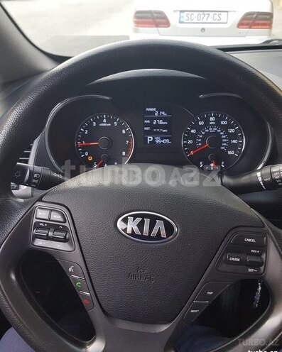 Kia Cerato 2013, 96,000 km - 1.8 l - Ucar