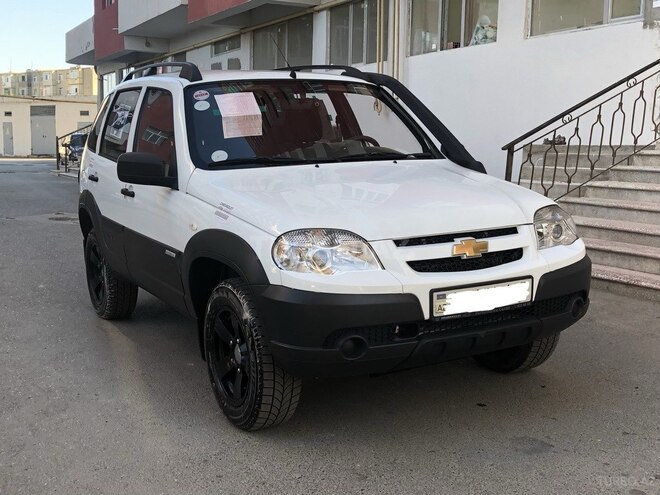 Chevrolet Niva 2015, 9,635 km - 1.7 l - Sumqayıt