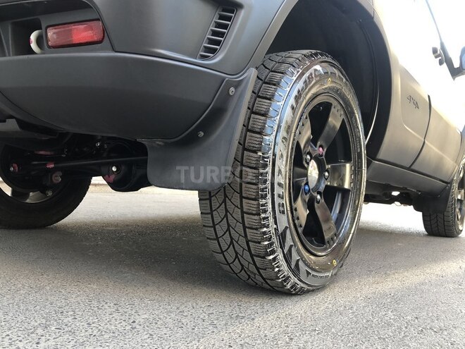 Chevrolet Niva 2015, 9,635 km - 1.7 l - Sumqayıt