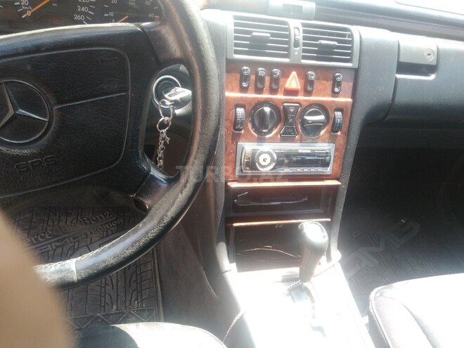 Mercedes E 280 1997, 308,475 km - 2.8 l - Gəncə