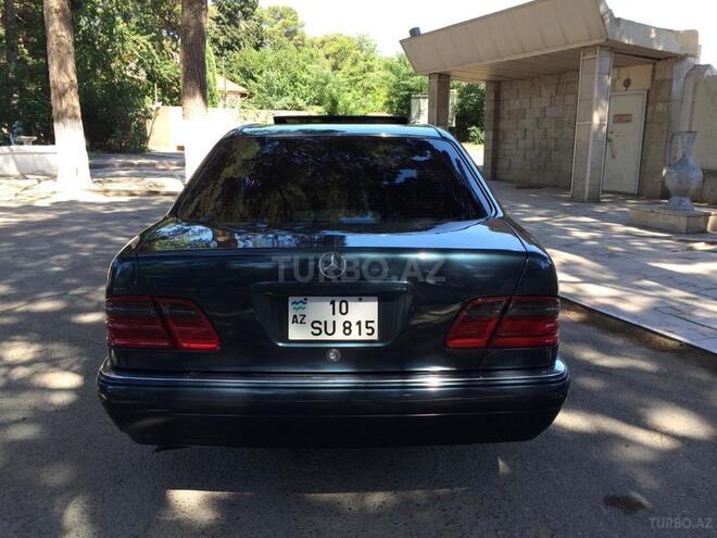 Mercedes E 320 1999, 296,400 km - 3.2 л - Sumqayıt