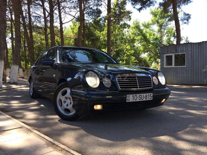 Mercedes E 320 1999, 296,400 km - 3.2 л - Sumqayıt