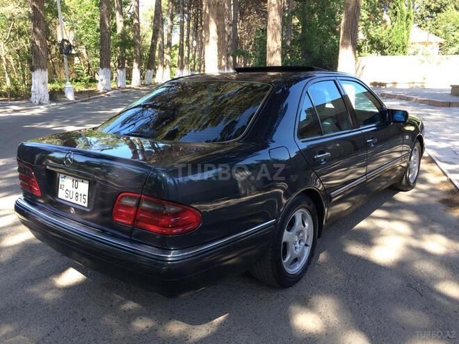 Mercedes E 320 1999, 296,400 km - 3.2 л - Sumqayıt