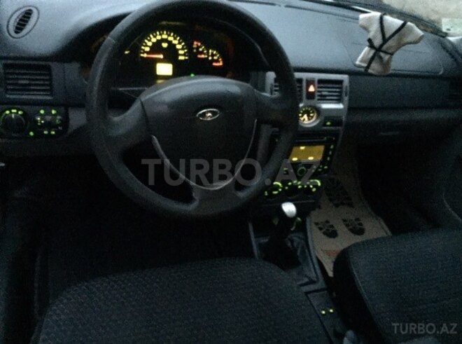 LADA (VAZ) Priora 2013, 150,000 km - 1.6 l - Qusar