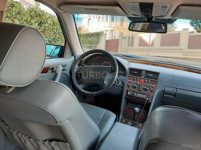Mercedes C 230 1999, 176,000 km - 2.3 л - Bakı