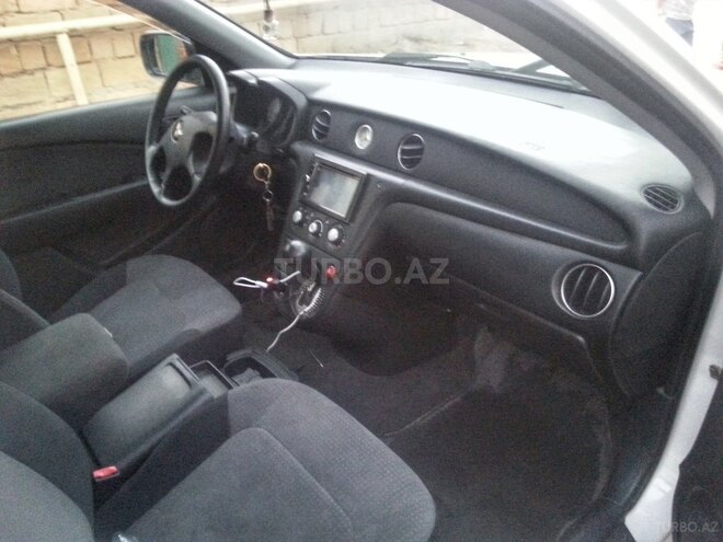 Mitsubishi Airtrek 2004, 152,000 km - 2.4 l - Bakı