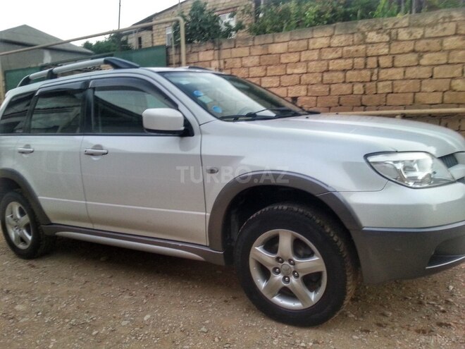 Mitsubishi Airtrek 2004, 152,000 km - 2.4 l - Bakı