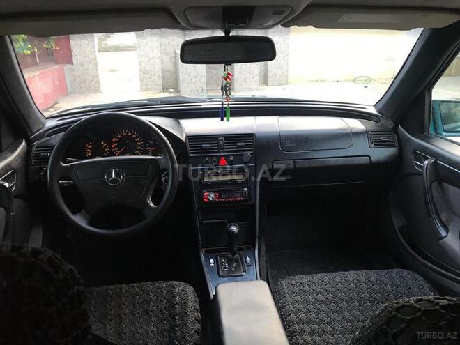 Mercedes C 220 1999, 437,000 km - 2.2 l - Bakı