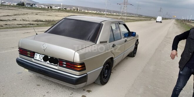 Mercedes 190 1993, 325,668 km - 1.8 l - Bakı