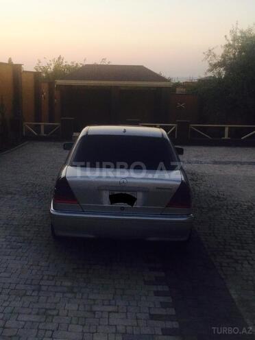 Mercedes C 280 2000, 280,000 km - 2.8 l - Bakı