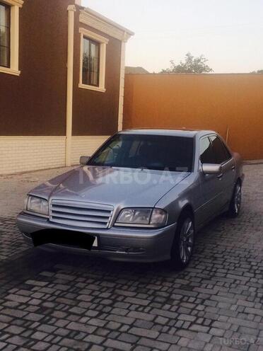 Mercedes C 280 2000, 280,000 km - 2.8 l - Bakı