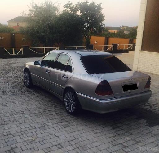 Mercedes C 280 2000, 280,000 km - 2.8 l - Bakı